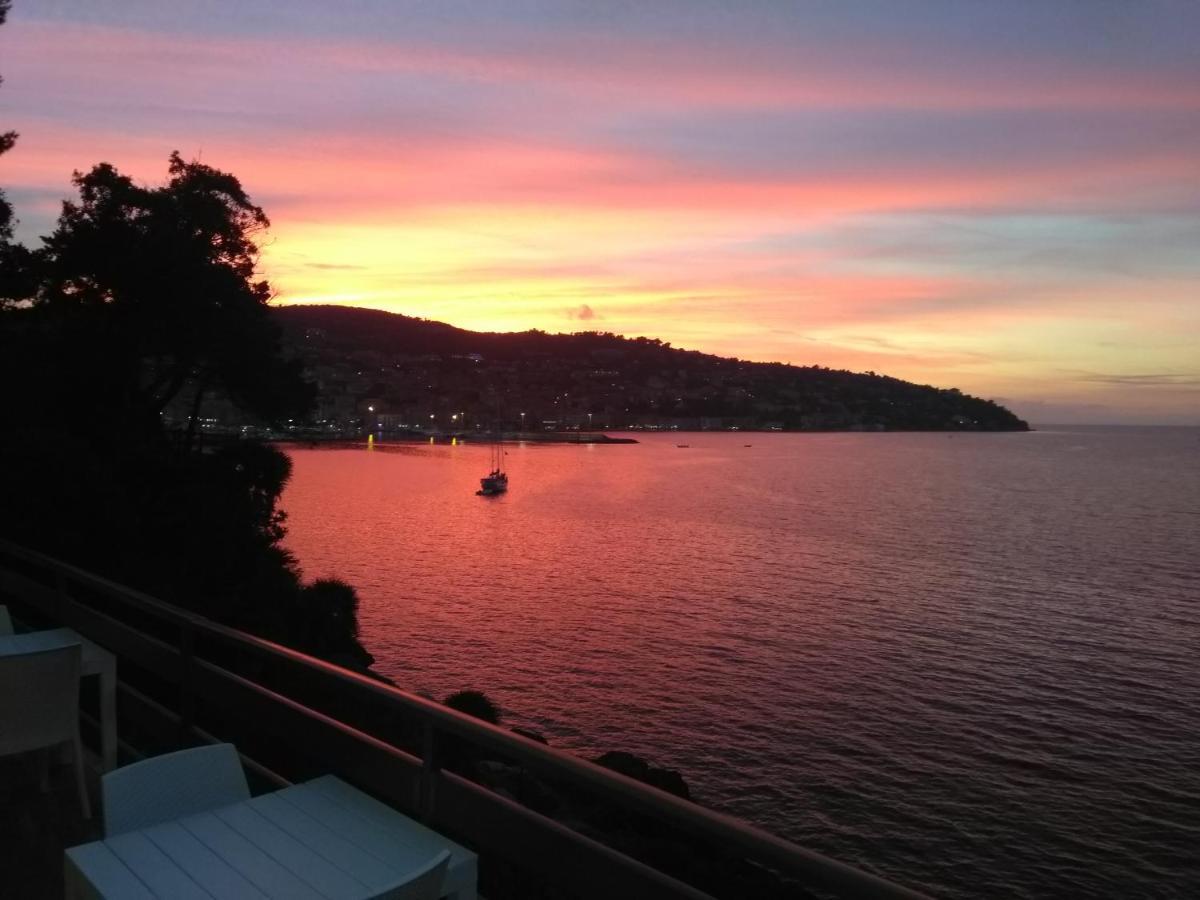 Villa Flora Argentario Порто Санто Стефано Екстериор снимка
