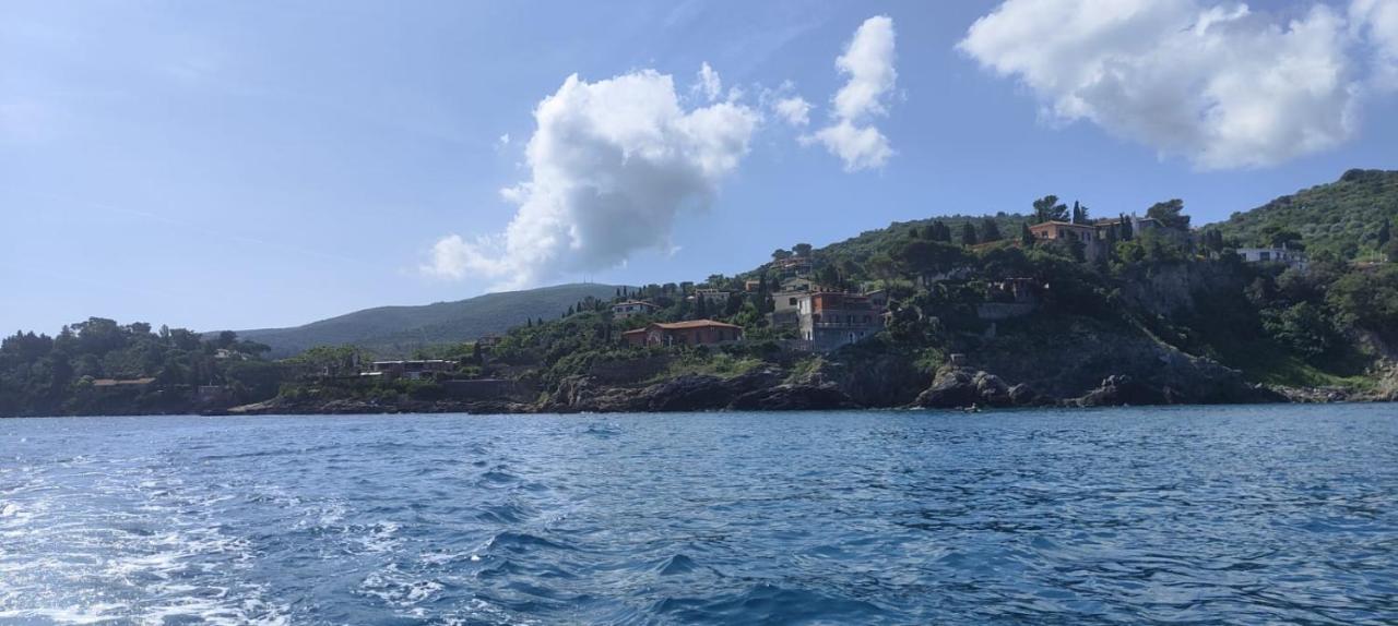 Villa Flora Argentario Порто Санто Стефано Екстериор снимка
