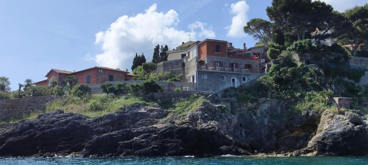Villa Flora Argentario Порто Санто Стефано Екстериор снимка